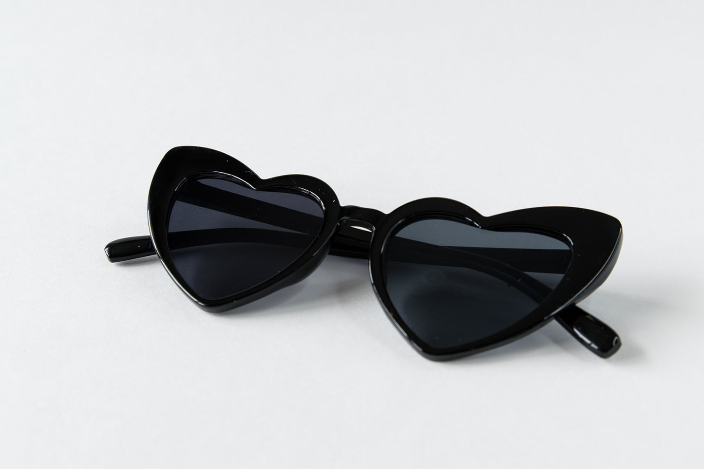 Toddler & Kid Valentines Day Heart Sunglasses - Black